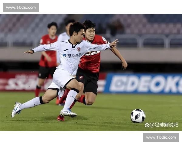 上海迎战横滨水手关键对决聚焦亚冠赛场走势解析前瞻与看点全解析