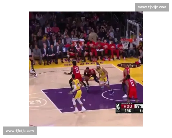 山猫勇斗火箭 球场激情碰撞谁能胜出