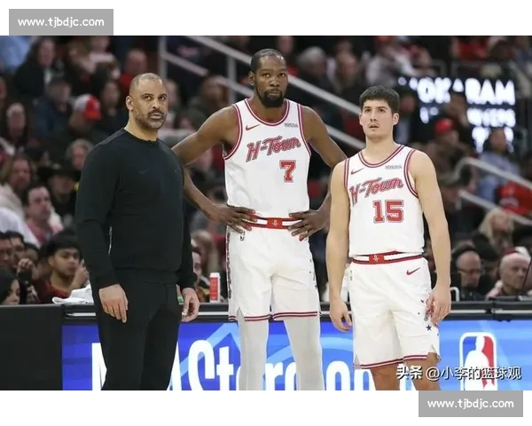 火箭对阵勇士精彩直播视频全程回放与赛场焦点解析巅峰对决高光瞬间